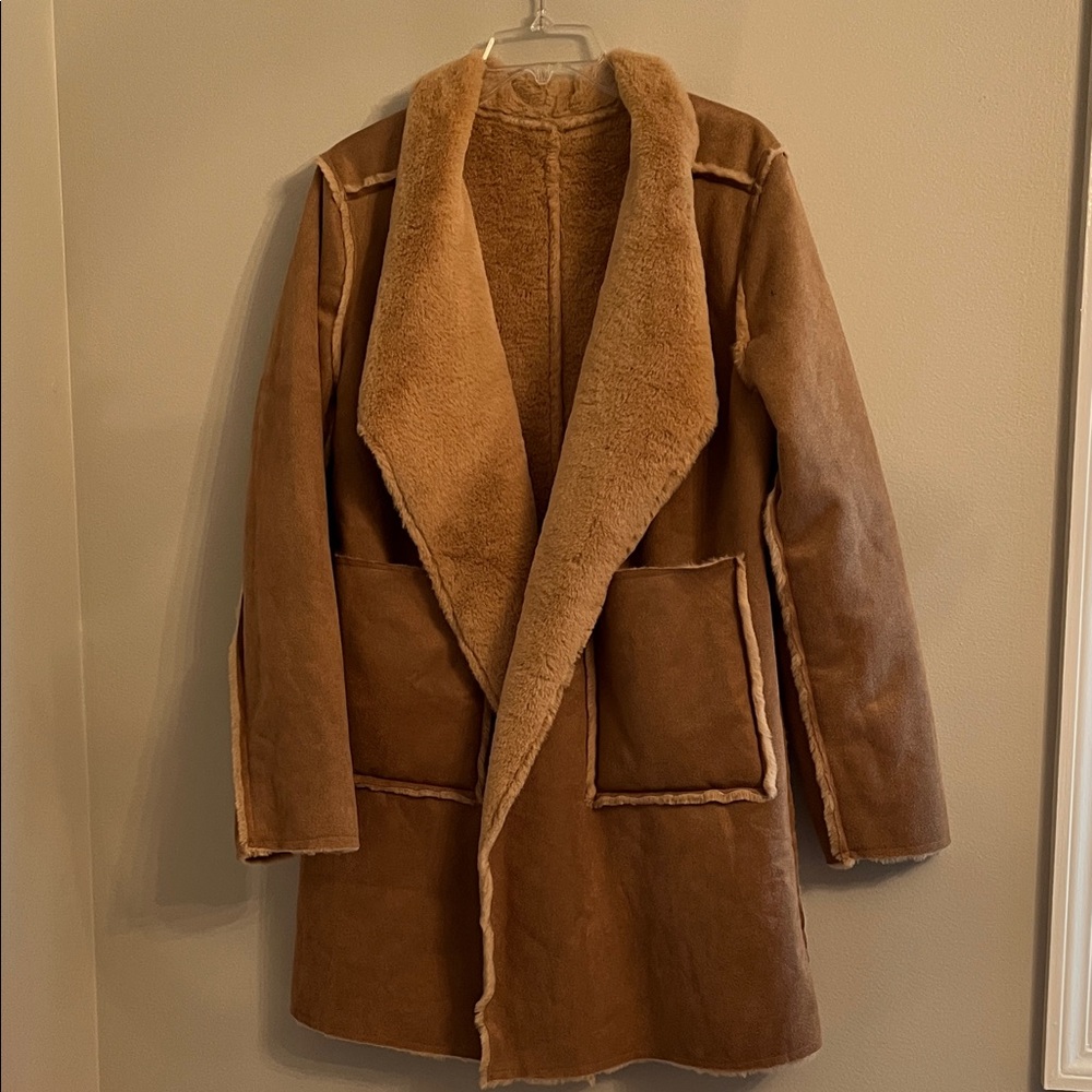 Altar’d State Tan Sherpa Reversible Faux Suede Jacket Size Large - Picture 4 of 16